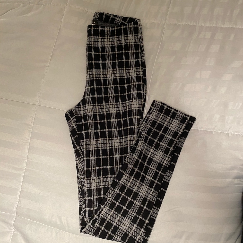 Express Black & White Leggings NWT